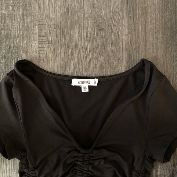 MISGUIDED BLACK RUCHED TOP - Picture 2 of 2